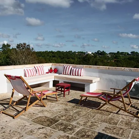 La Selvaggia - W Pool أوستوني