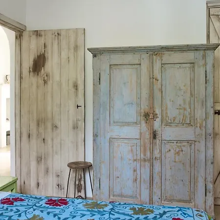 La Selvaggia - W Pool فيلة *